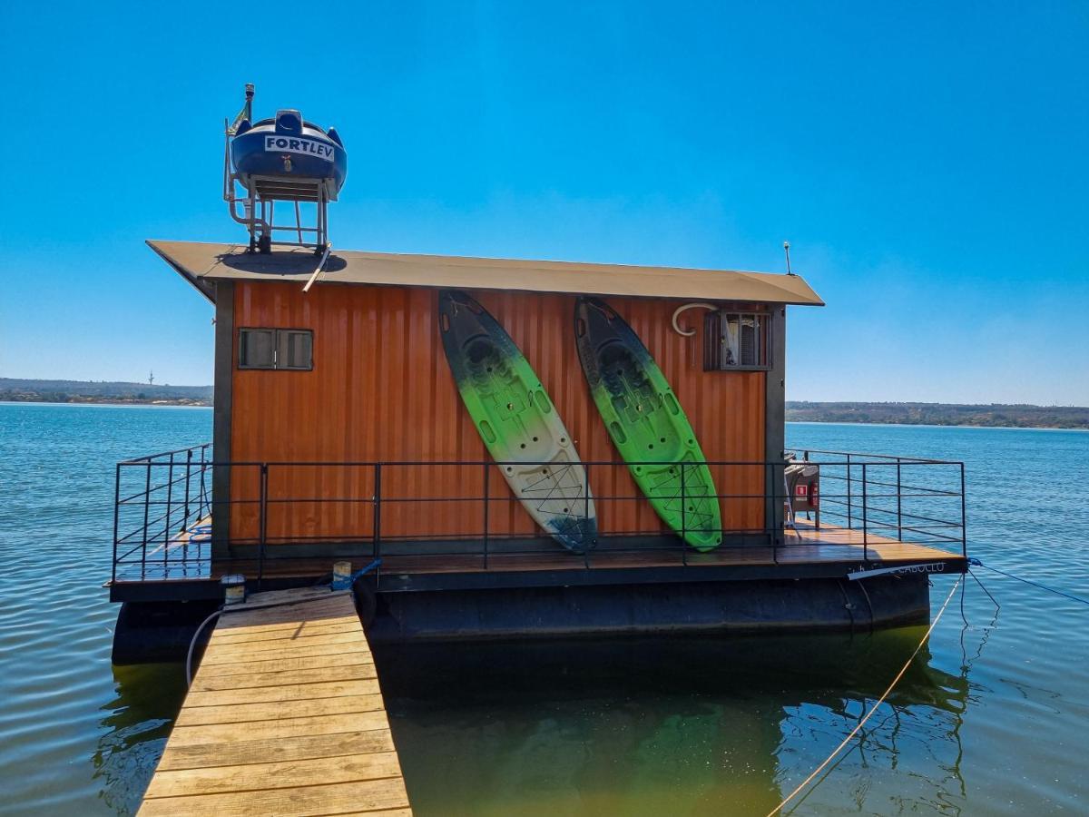 House Boat "Faroeste Caboclo" Бразилиа Экстерьер фото